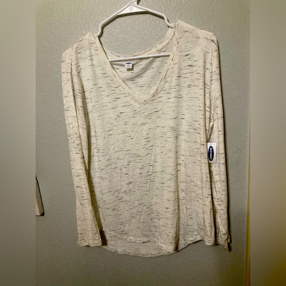 Old navy long sleeve neck top.